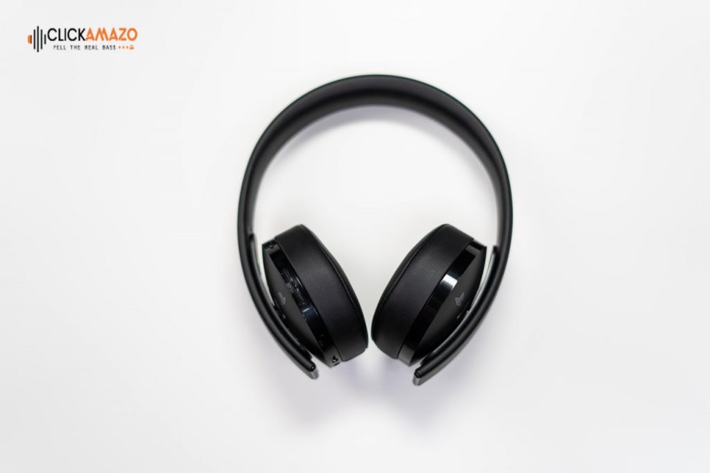 noise cancelling headphones