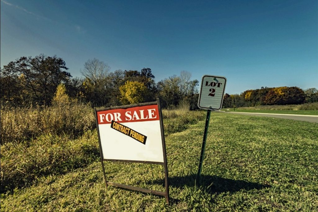 10 acres of land for sale in Texas and the benefits come along with it.